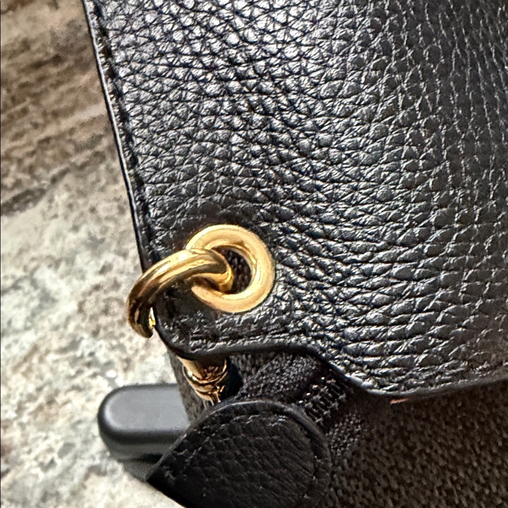 Lauren Ralph Lauren Black Leather Tote Bag – Like New - Picture 16 of 17